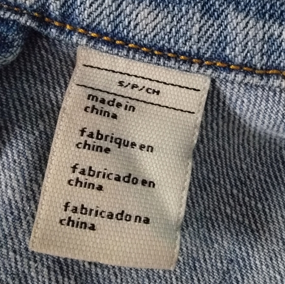 Levi's Denim Jacket - Picture 12 of 12